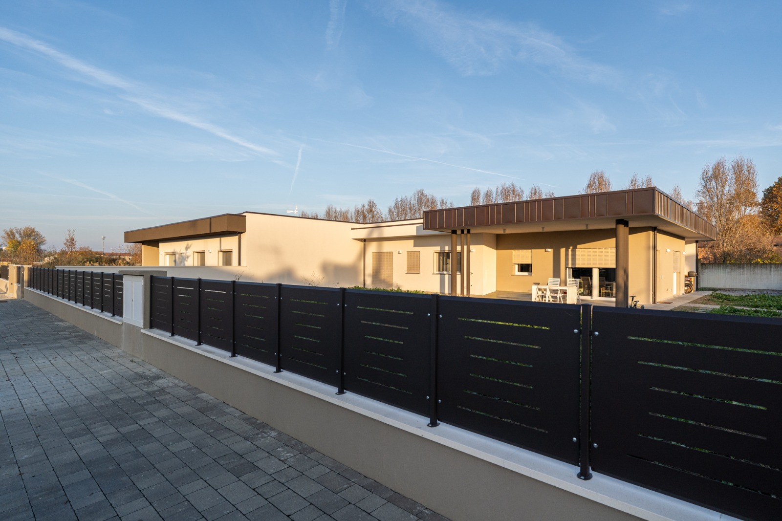 Residenza NZEB con piscina — villa in A4 NZEB